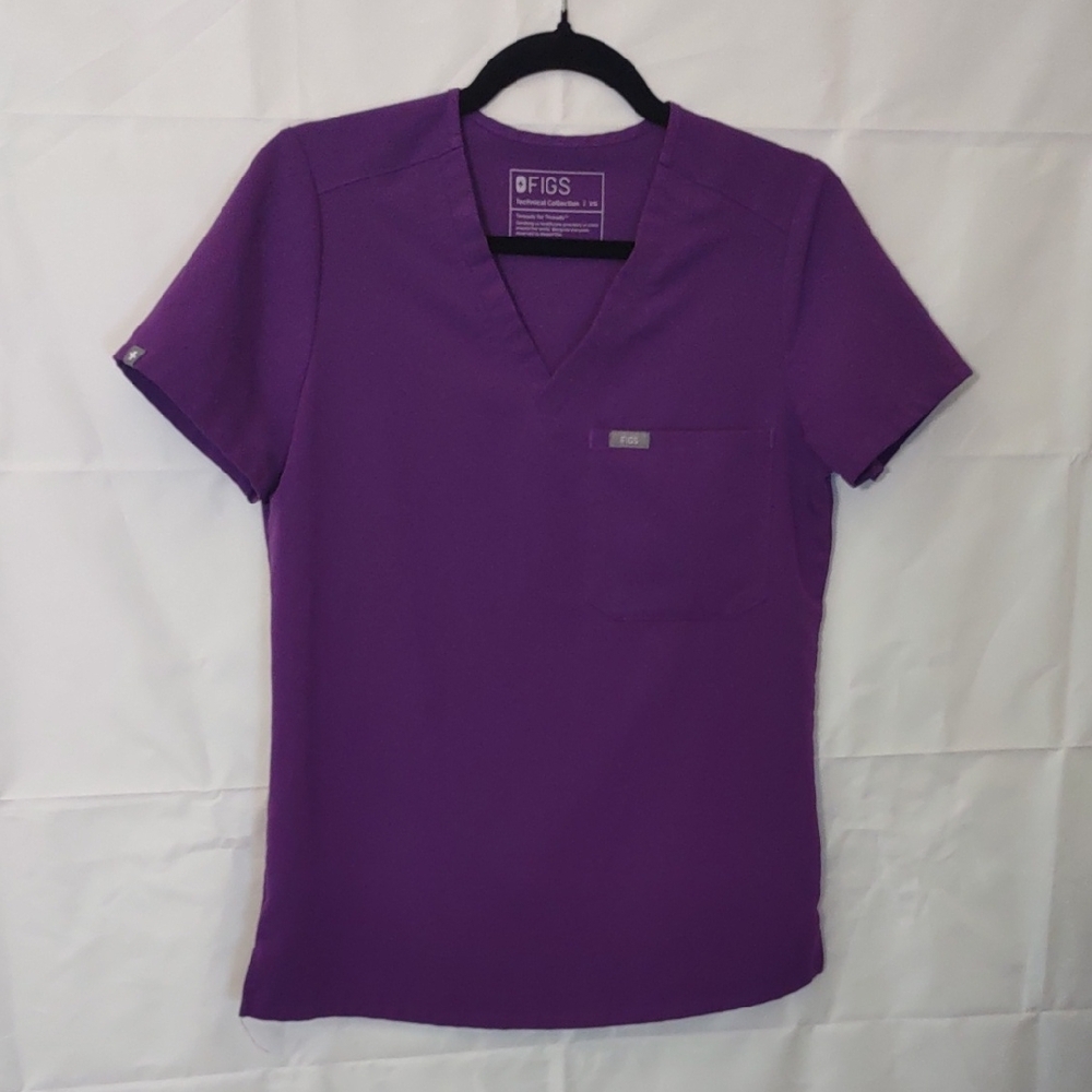Figs Catarina One-Pocket Scrub Top - Magic Purple